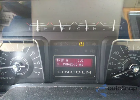 2007 Lincoln Navigator Ultimate z USA, uszkodzony, nr VIN 5LMFU27517LJ10021